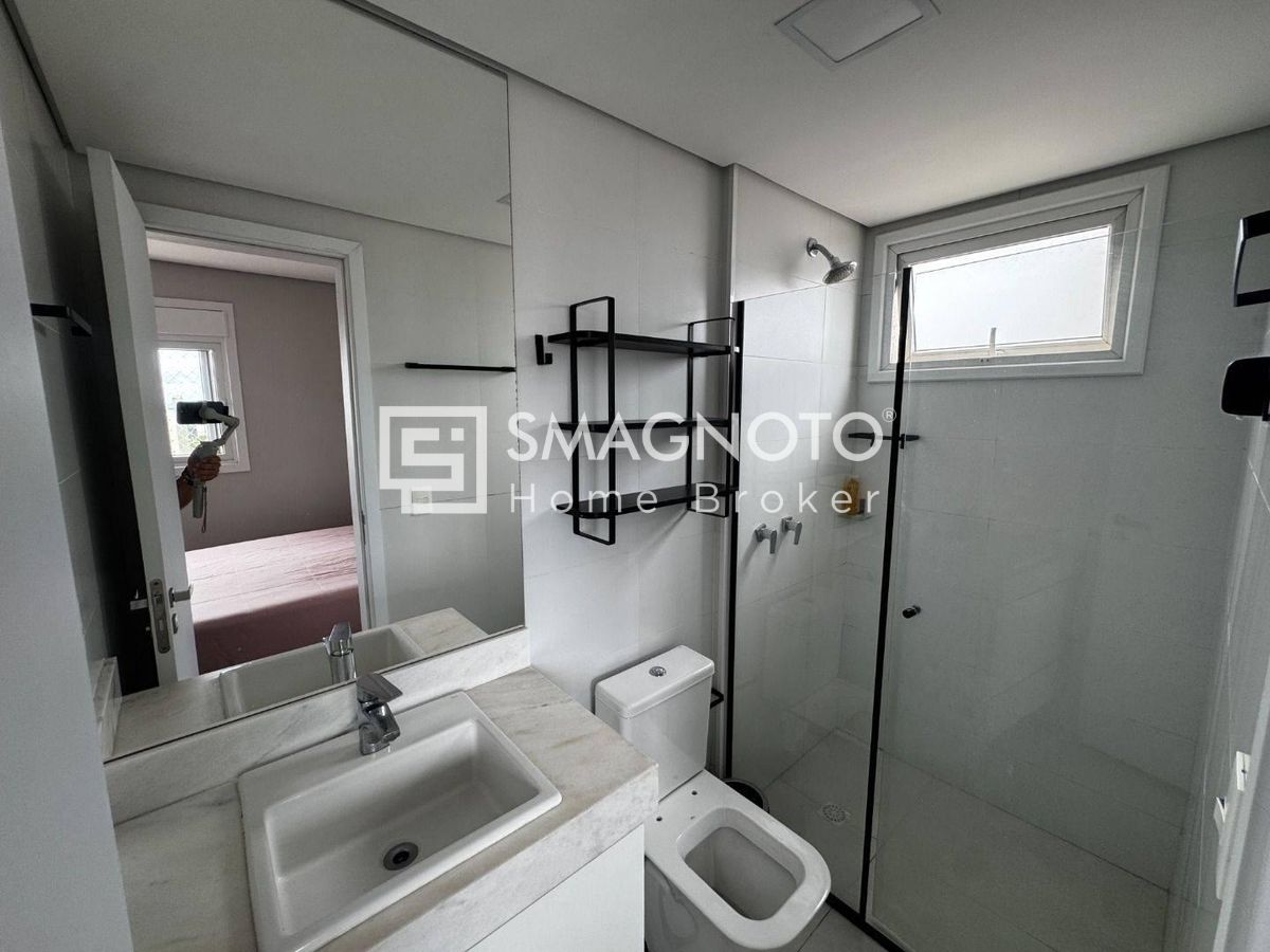 Apartamento com Varanda Gourmet e Vista Privilegiada no Bairro São Judas