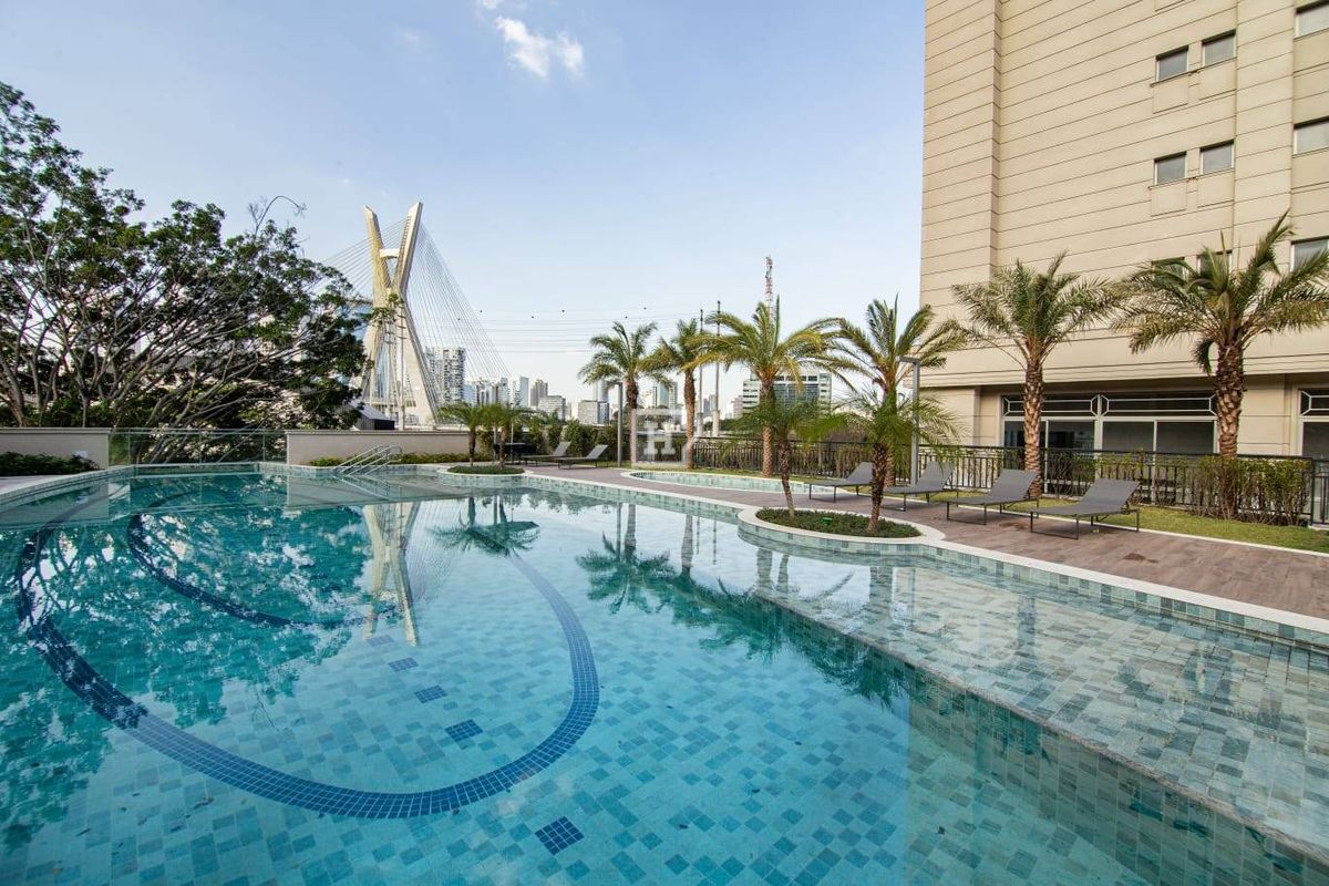Apartamento com 3 quartos à Venda, Real Parque - São Paulo