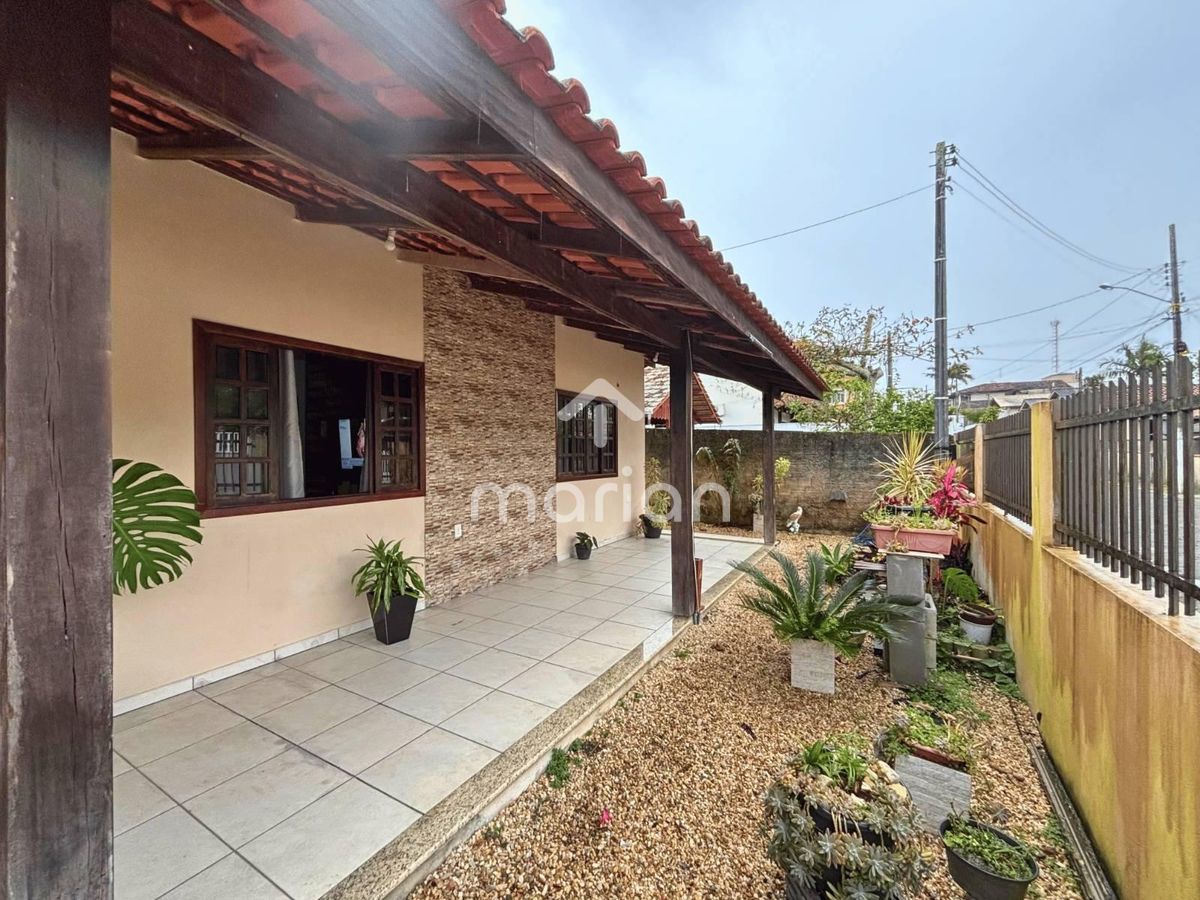 Casa, 3 quartos, 370 m² - Foto 1