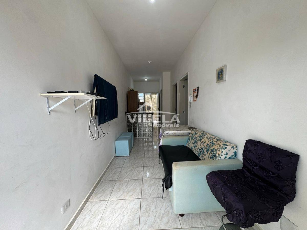 Casa com 2 dormitórios-ótima localização no bairro golfinho -caraguatatuba-sp!!!