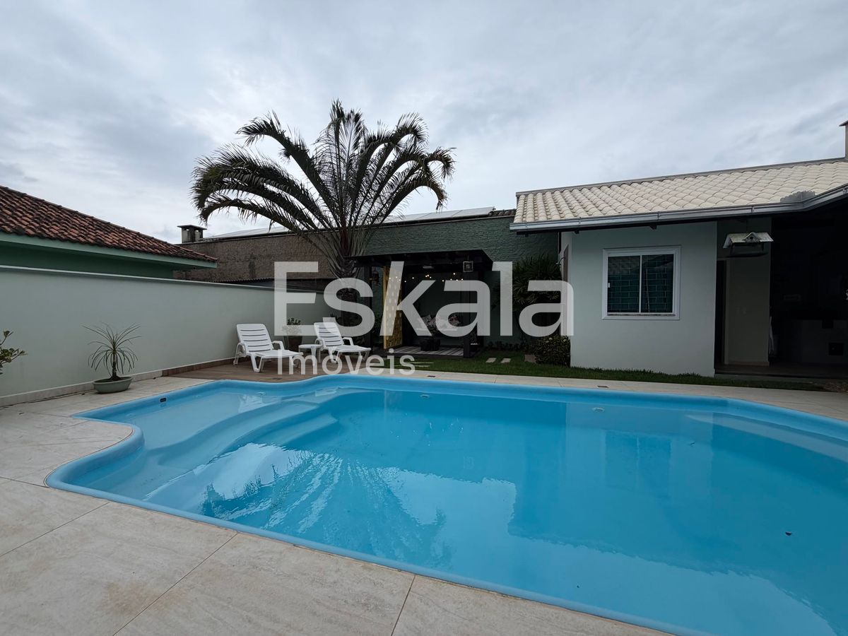 Casa, 3 quartos, 163 m² - Foto 1