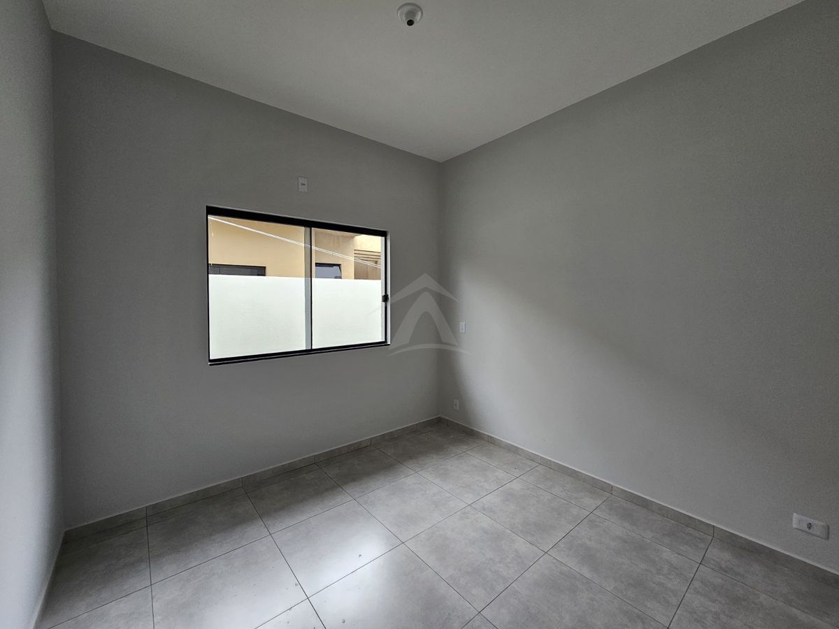 Casa de excelente acabamento, 3 quartos sendo 1 suite, barra do sai