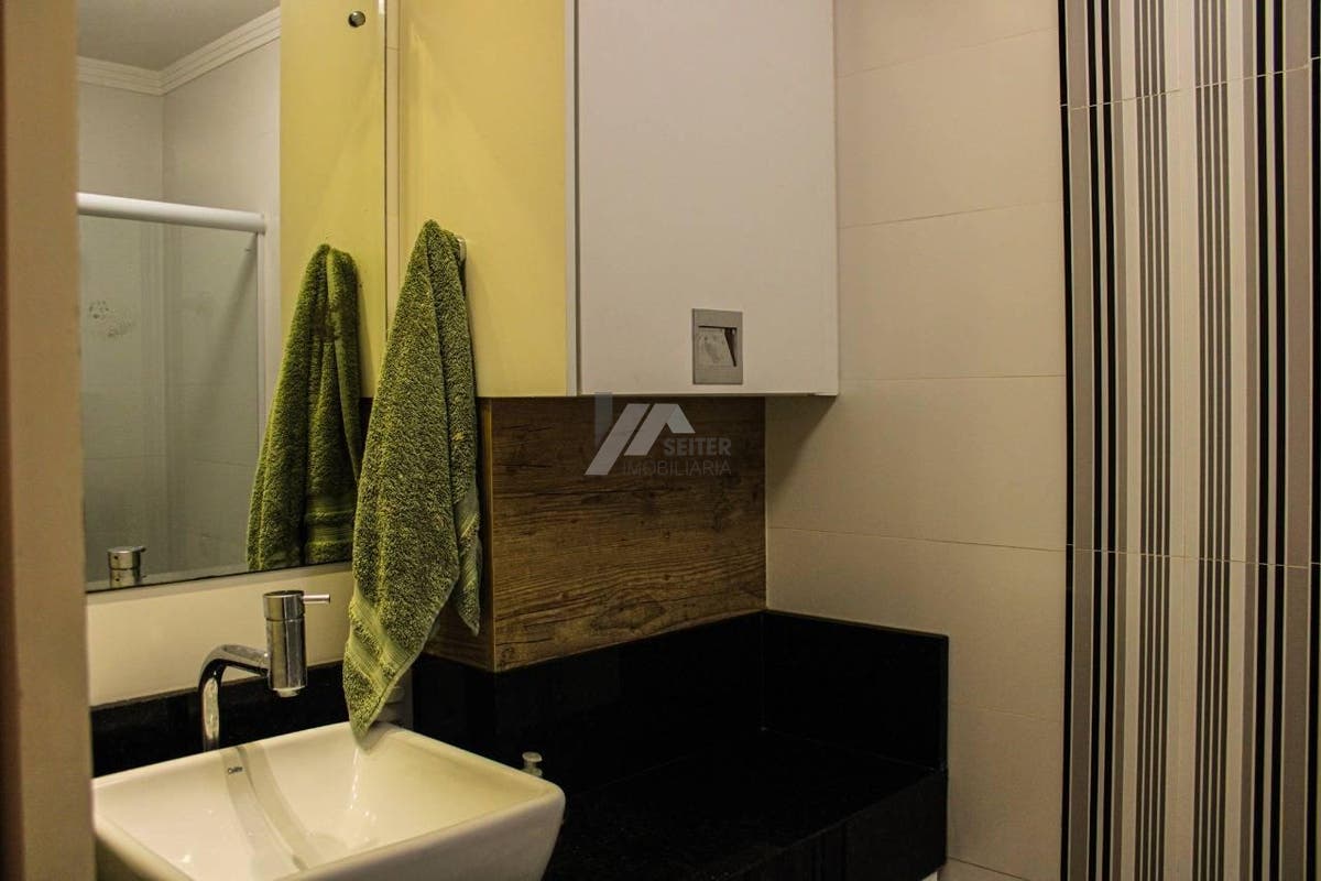 Cobertura com 3 quartos, Pantanal - Florianópolis