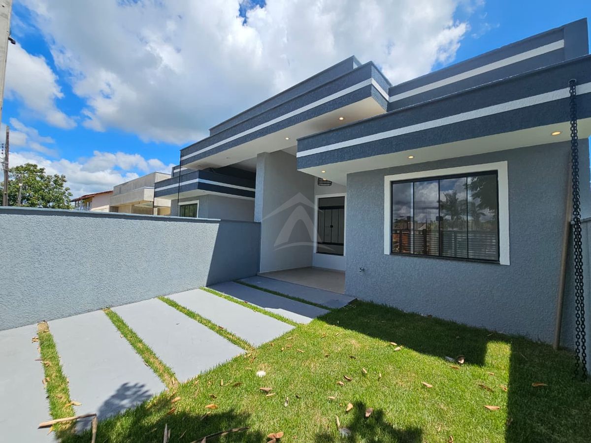Casa com piscina, 3 quartos sendo 1 suíte, barra do saí