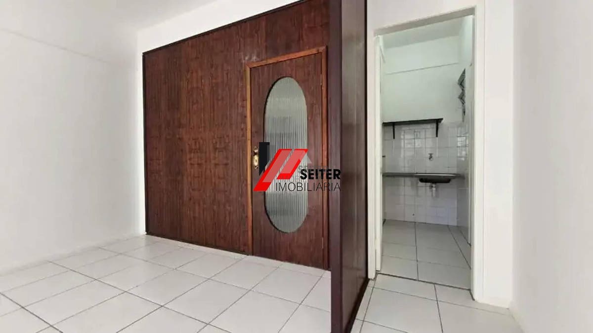 Sala comercial à venda no Centro de Florianópolis