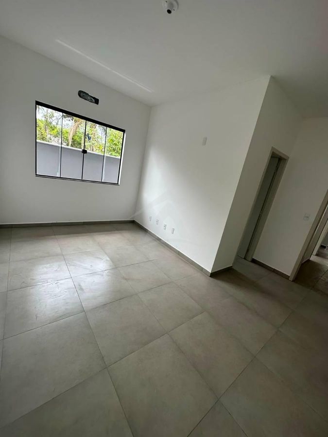 Casa, 2 quartos sendo 1 suíte, bal itamar