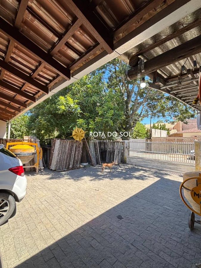 Casa 4 Dormitórios Praia de Bombas Bombinhas SC - 5