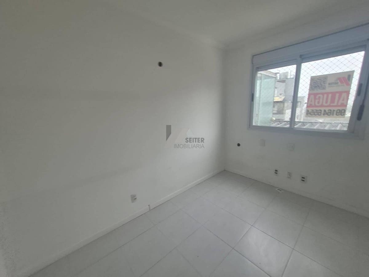 Apartamento com 3 quartos para Locação, Itacorubi - Florianópolis
