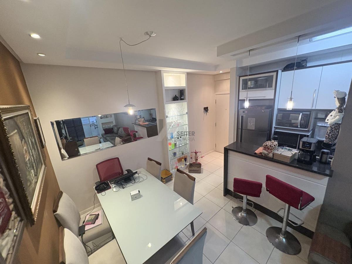 Apartamento de 2 quartos com suite a venda Itacorubi