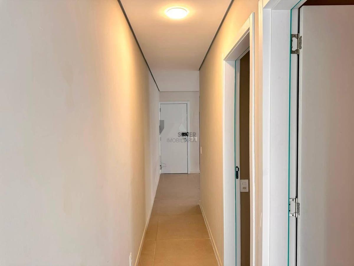 Apartamento a venda com 2 quartos Centro Florianópolis