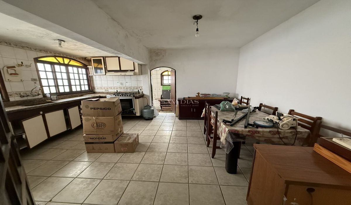 Casa, 3 quartos, 262 m² - Foto 7