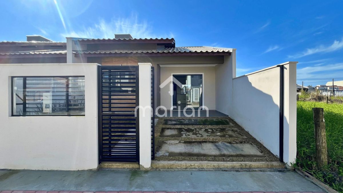 Casa com 2 quartos, Itacolomi - Balneário Piçarras
