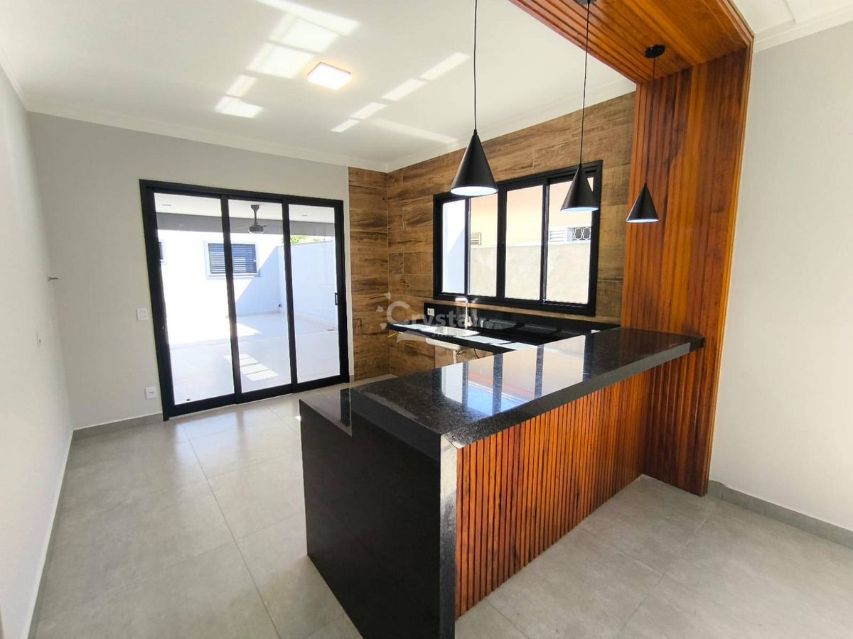 Casa com 3 Quartos (2 Suítes), Sala 2 Ambientes, Cozinha Americana e Quintal em Jardim Rino e Rino - Avaré. Foto 5