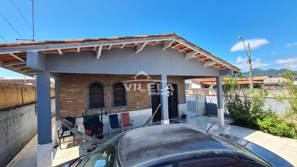 Casa terrea com piscina bairro morro do algodão-caraguatatuba-sp