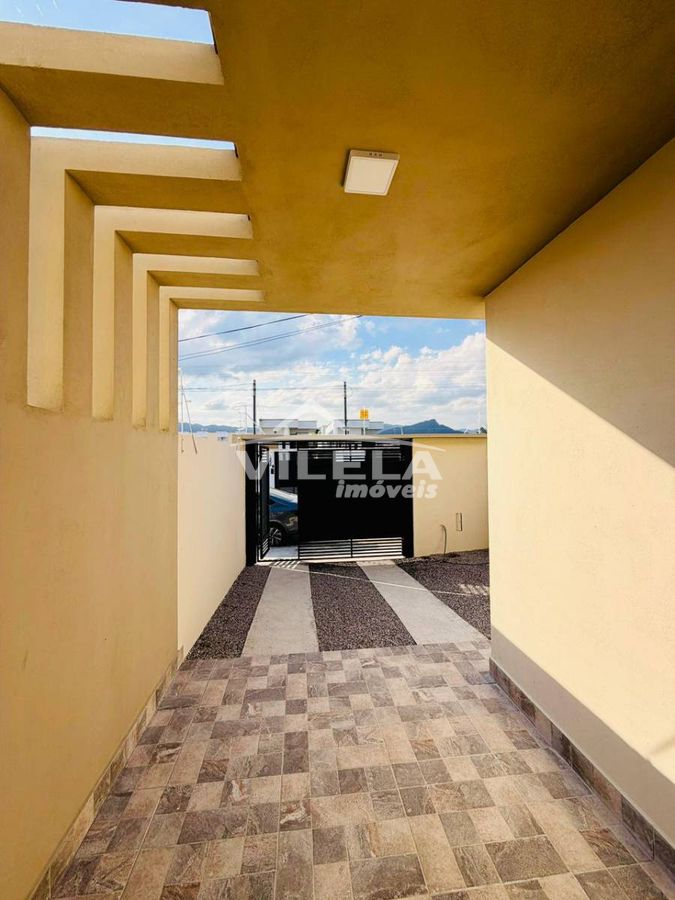 Casa Nova e Moderna no Bairro Golfinho – Caraguatatuba/SP