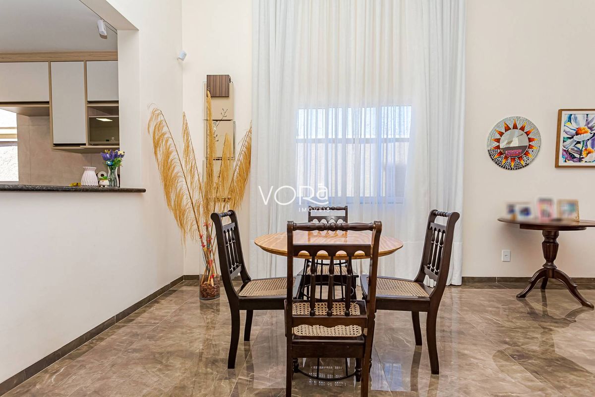 Casa, 3 quartos, 220 m² - Foto 13