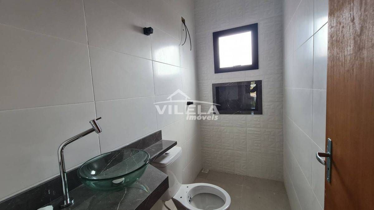 Casa Moderna com 3 Dormitórios-Ótima Localização no Bairro Morro do Algodão -Caraguatatuba-Sp!!!