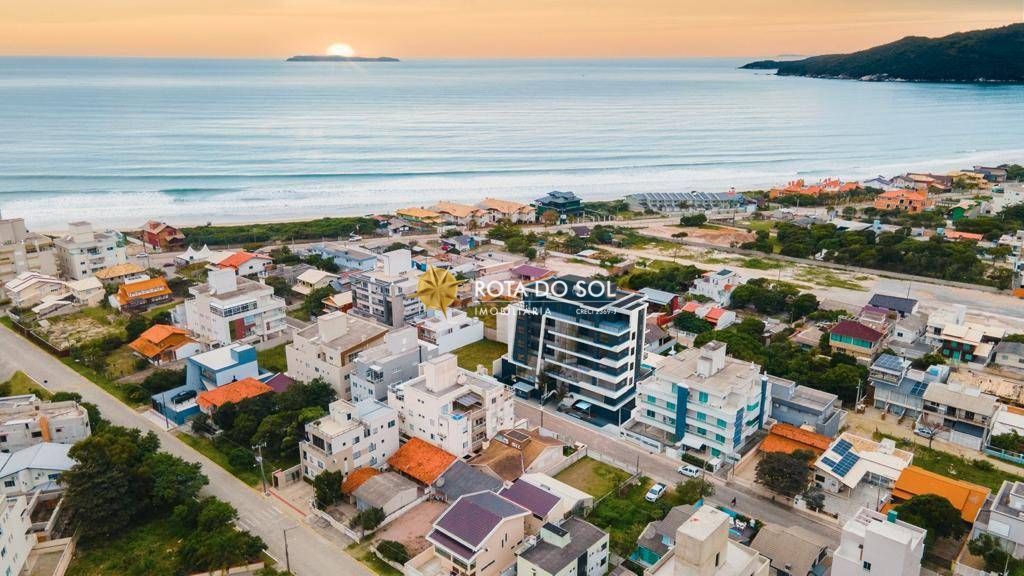 Costa do Pacífico Cobertura 3 suítes Praia Mariscal Bombinhas SC