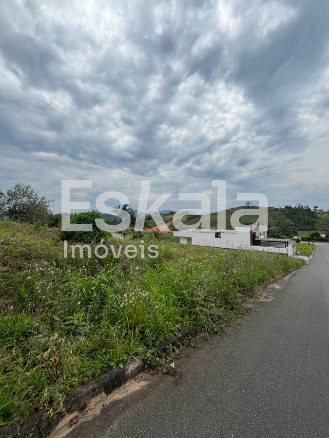 Terreno á venda com 440,83m² Três Rios do Norte, Jaraguá do Sul