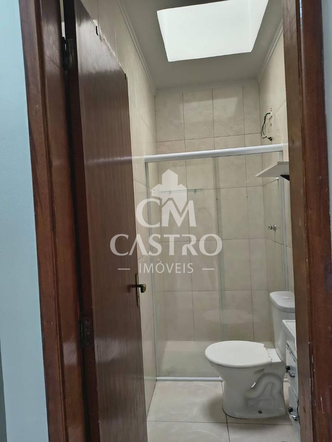 Sobrado 2 quartos em Parque Guaianazes, São Paulo. Padrão simples e funcional. 65m²