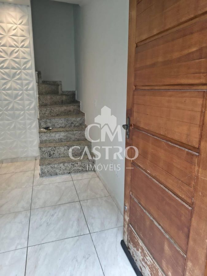 Sobrado 2 quartos em Parque Guaianazes, São Paulo. Padrão simples e funcional. 65m²