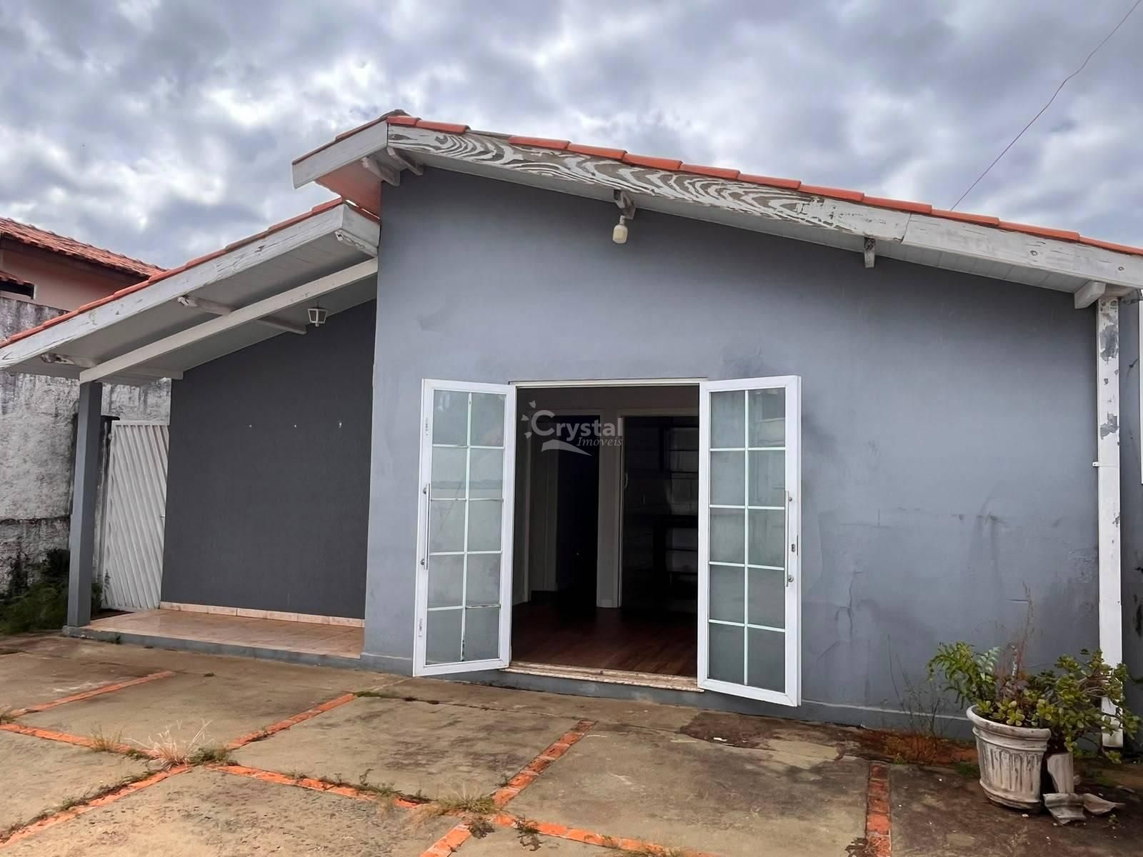 Casa à Venda com 2 Quartos, Closet e Garagem em Chácara Rancho Alegre - Avaré. Foto 2