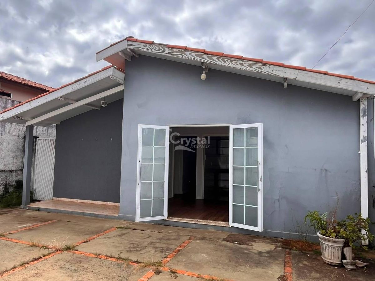 Casa à Venda com 2 Quartos, Closet e Garagem em Chácara Rancho Alegre - Avaré. Foto 5