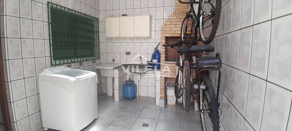 Casa térrea ótima localização bairro indaiá-caraguatatuba-sp