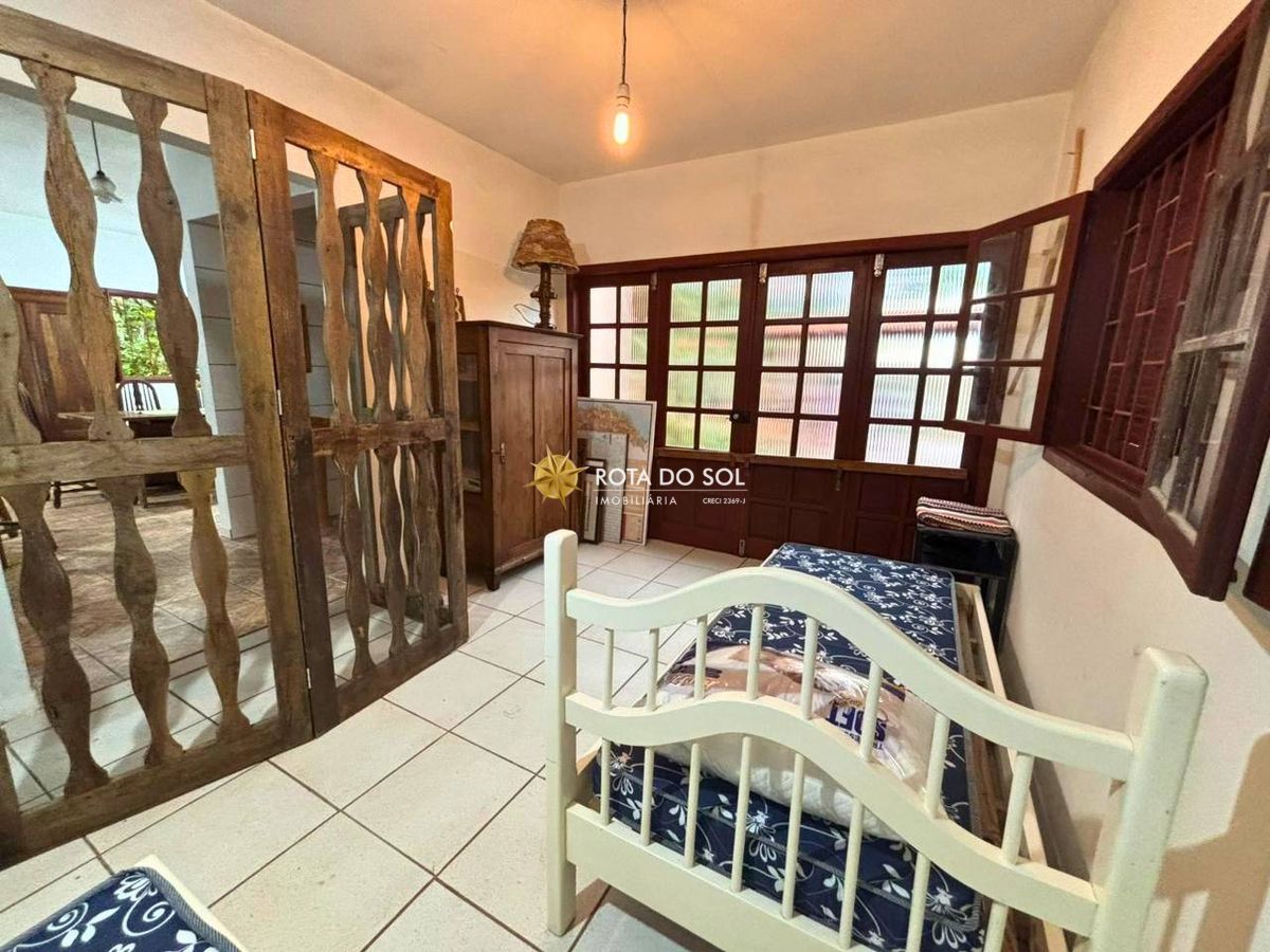 Casa 4 Dormitórios Praia Bombas Bombinhas SC - 5