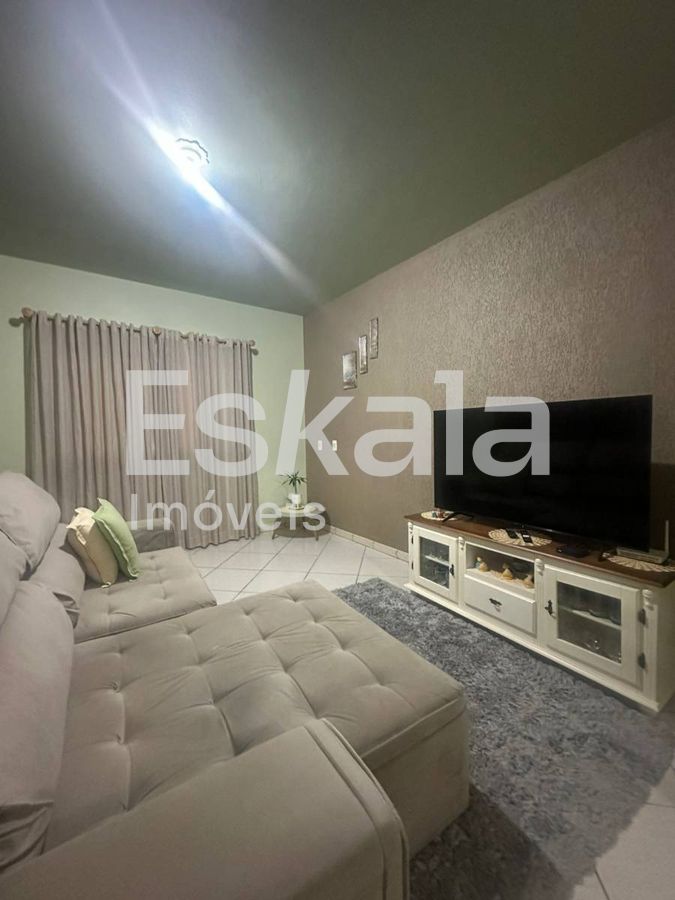 Casa semi-mobiliada com 01 suíte + 02 quartos joão pessoa - jaraguá do sul