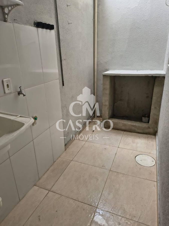 Sobrado 2 quartos em Parque Guaianazes, São Paulo. Padrão simples e funcional. 65m²