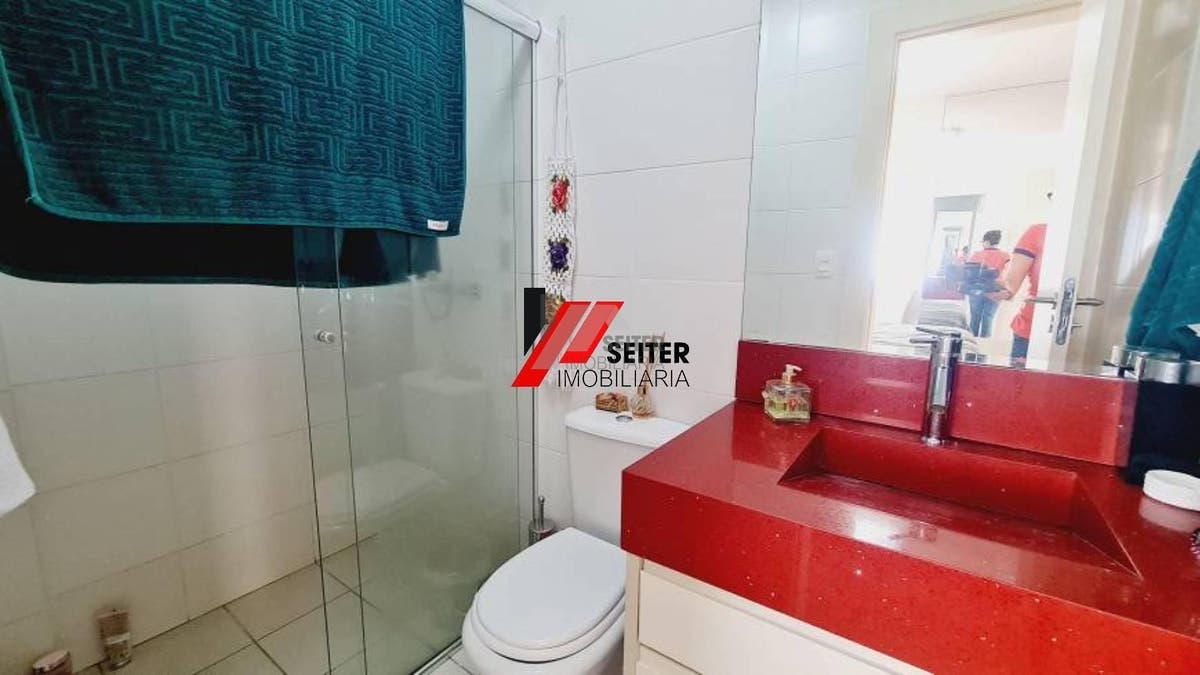 Cobertura 3 suites a venda Itacorubi Florianópolis Zena Becker