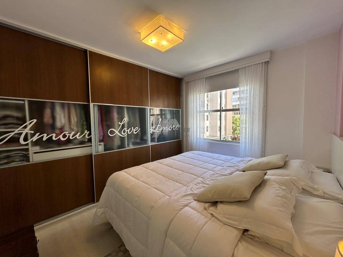 Apartamento com 3 dormitórios para a venda no Itacorubi