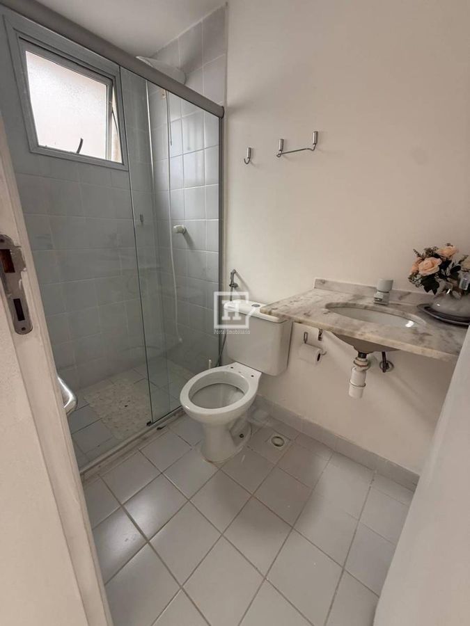 Apartamento com 3 quartos para Locação, Buraquinho - Lauro de Freitas