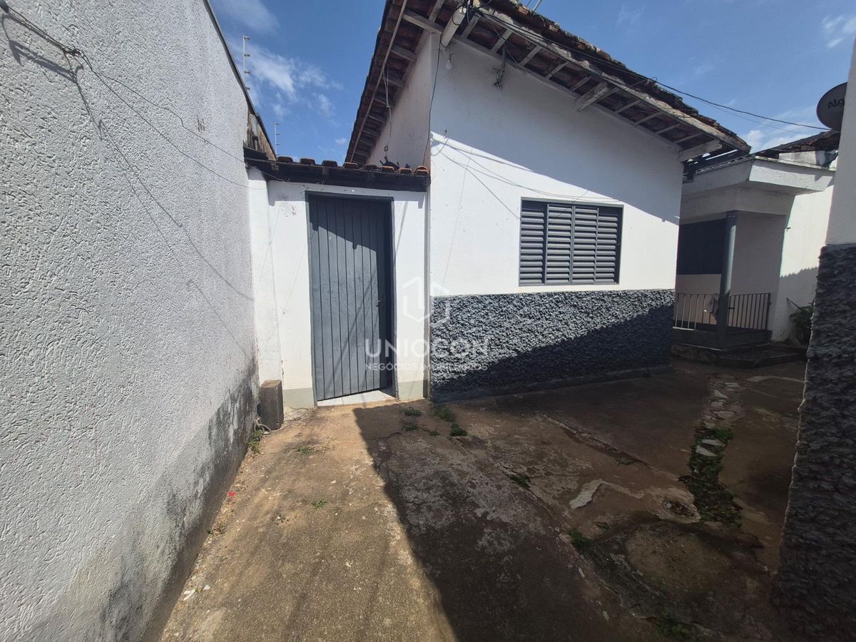 Casa, 1 quarto, 40 m² - Foto 1