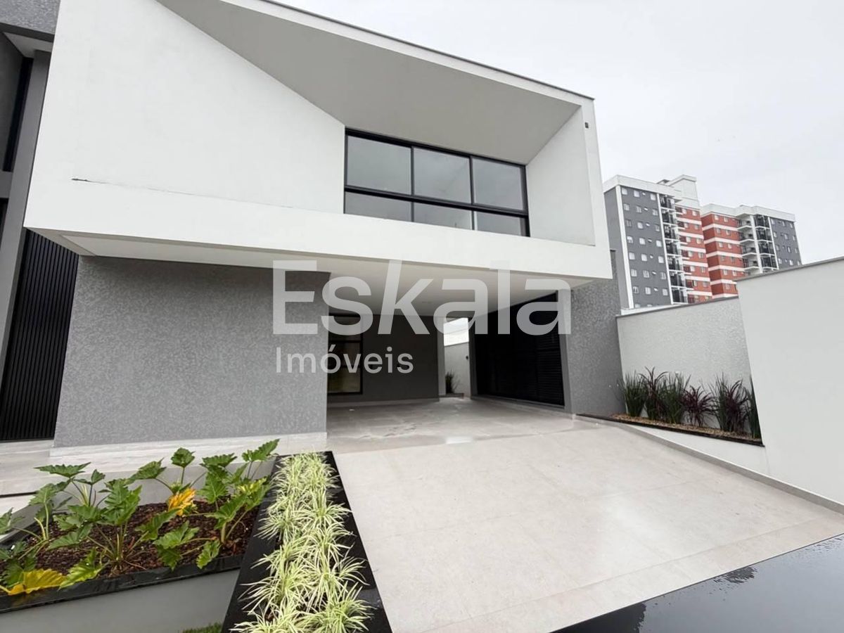 Casa Alto Padrão Com 04 Suítes Rau - Jaraguá Do Sul