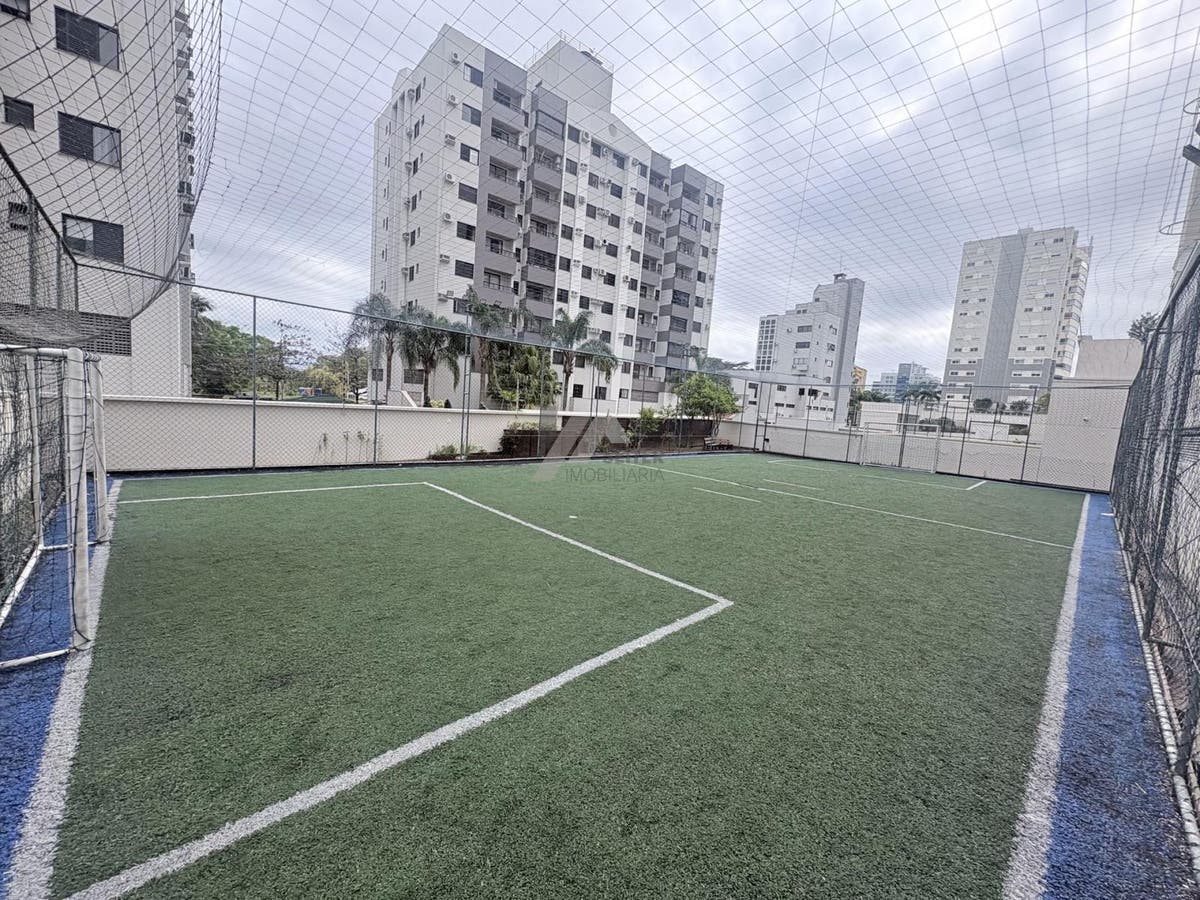 Apartamento mobiliado de 4 dormitorios sendo 2 suites com 3 vagas de garagem a venda Itacorubi