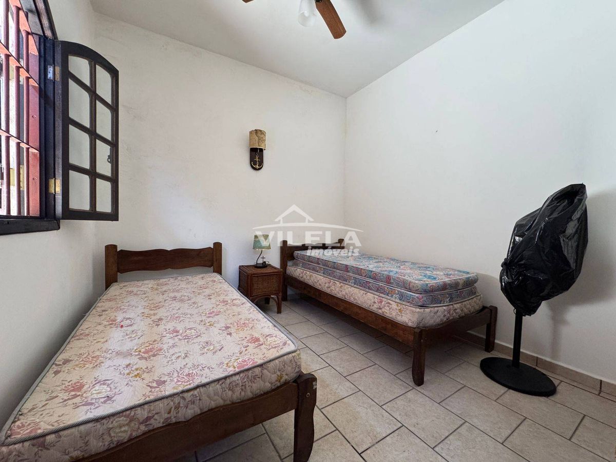 Casa com Piscina-Lado Praia-Bairro Indaiá-Caraguatatuba-Sp