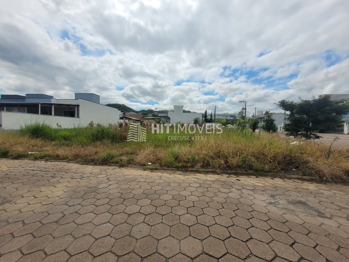 Terreno de esquina - vila nova - ituporanga - sc