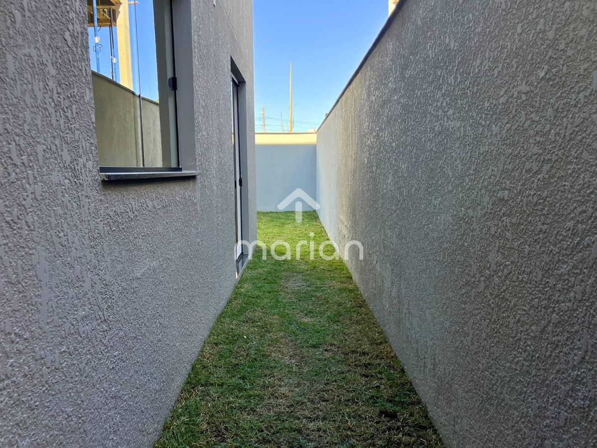 Apartamento com 2 quartos, Itacolomi - Balneário Piçarras