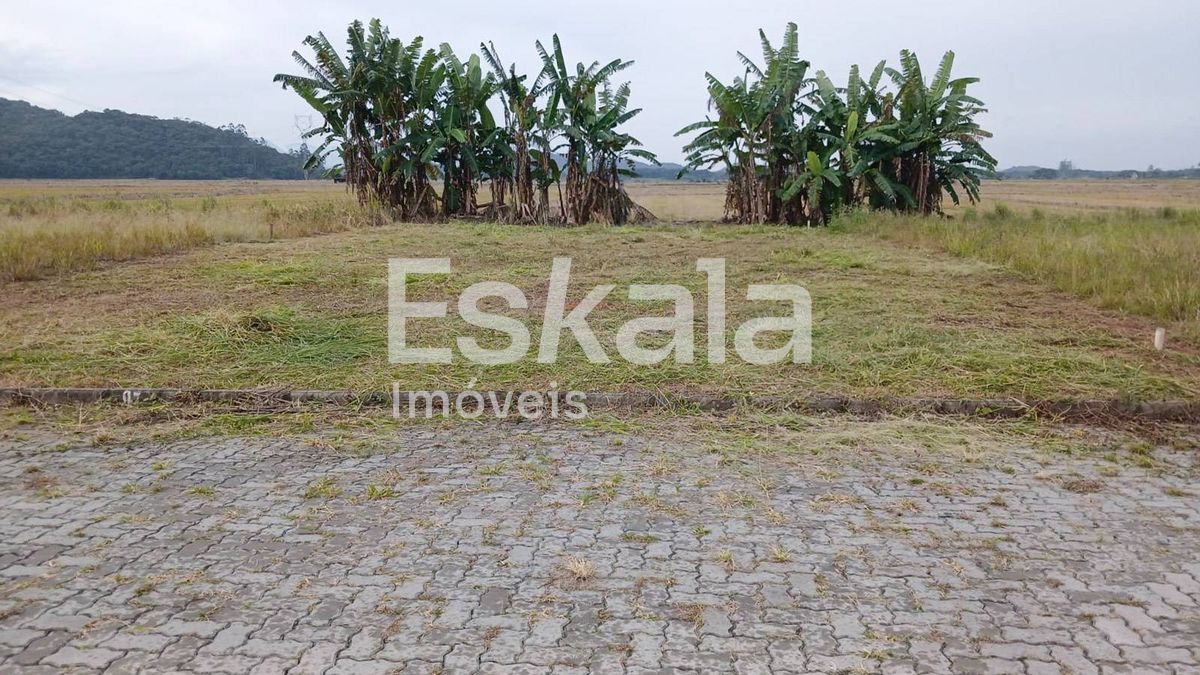 Terreno, 300 m² - Foto 1