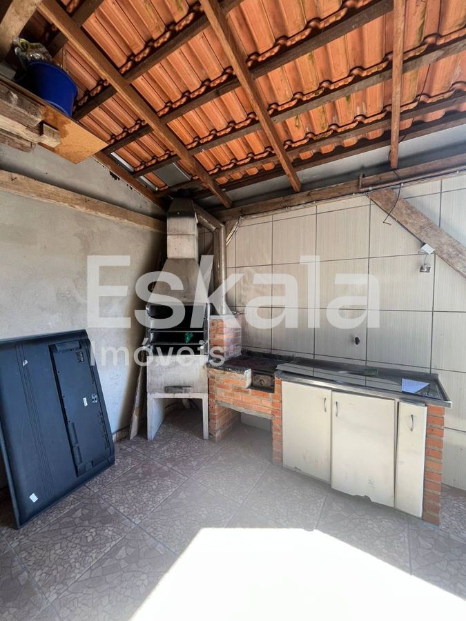 Apartamento com 02 dormitórios + 04 vagas de garagem escolinha - guaramirim