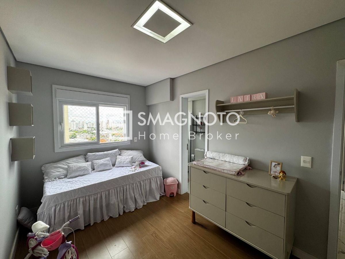 Apartamento com Varanda Gourmet e Vista Privilegiada no Bairro São Judas
