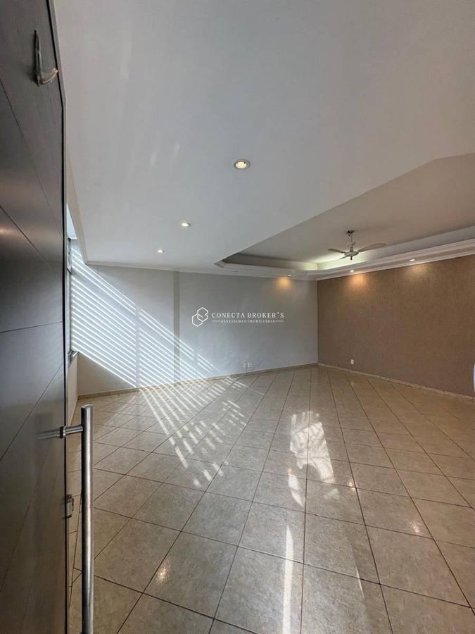 Casa, 3 quartos, 261 m² - Foto 3