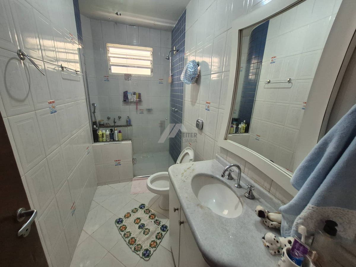 Casa a venda na Trindade com 5 dormitórios Florianópolis