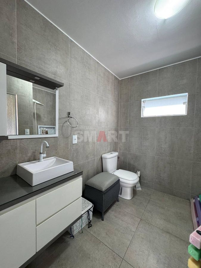 Terreno com 924,27m² com 2 Casas e Piscina no Bairro Vila Lenzi (Avalia Permuta)