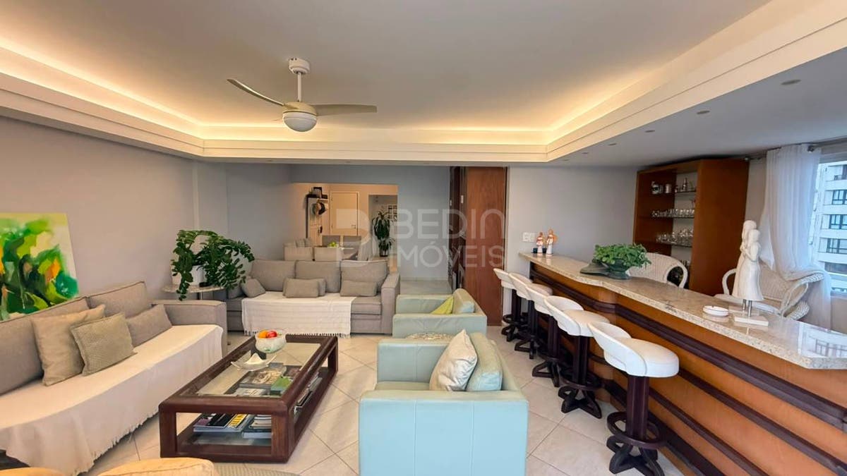Apartamento de 4 quartos, 196m² no bairro Centro, em Balneário Camboriú | Eu Corretor