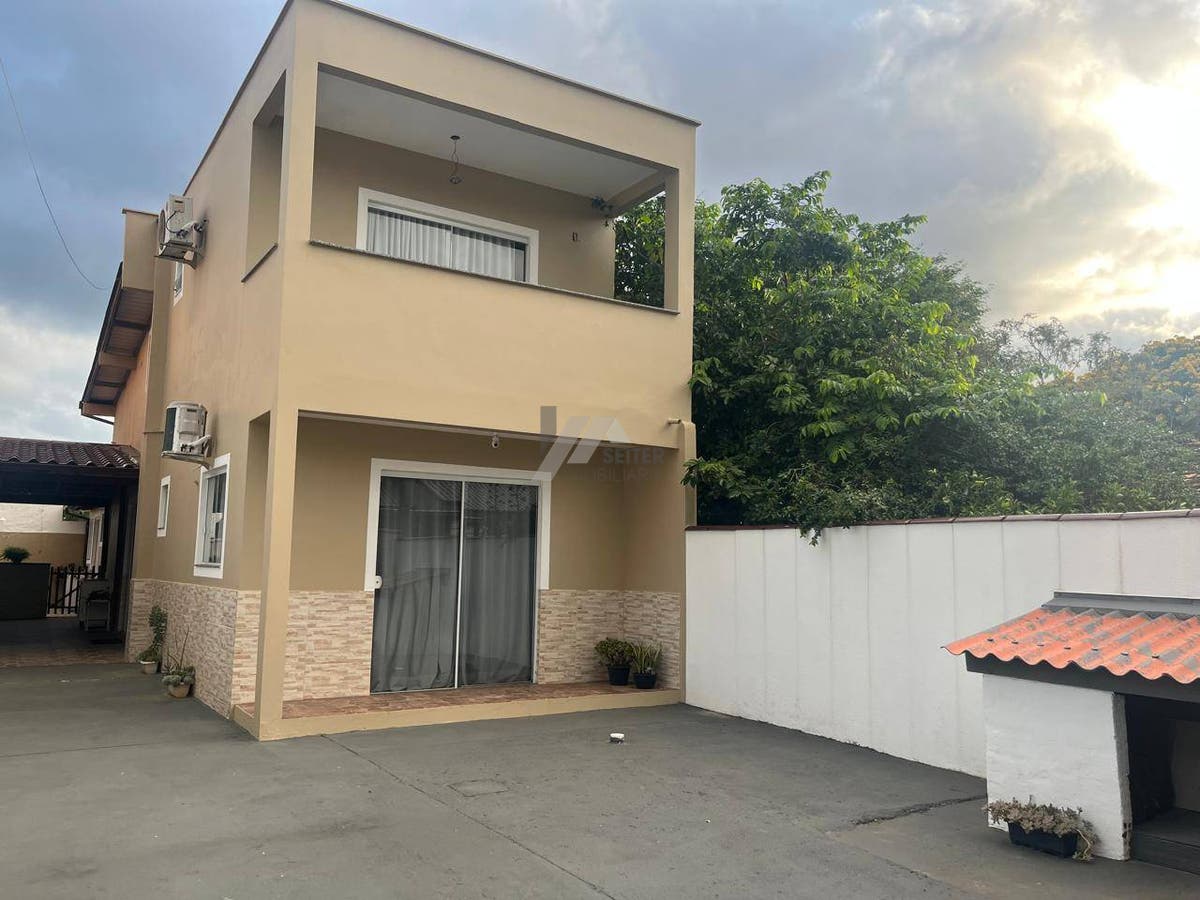 Casa 3 dormitórios para Venda no São João do Rio Vermelho Florianópolis