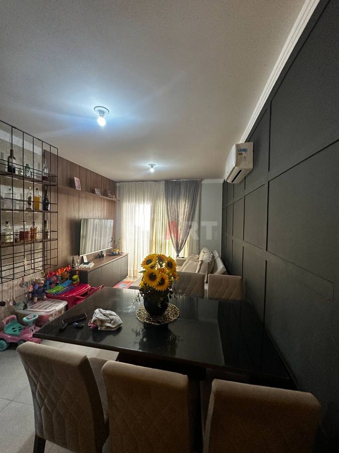 Apartamento com Elevador Semimobiliado Em Região Central com Suíte + 1 Quarto