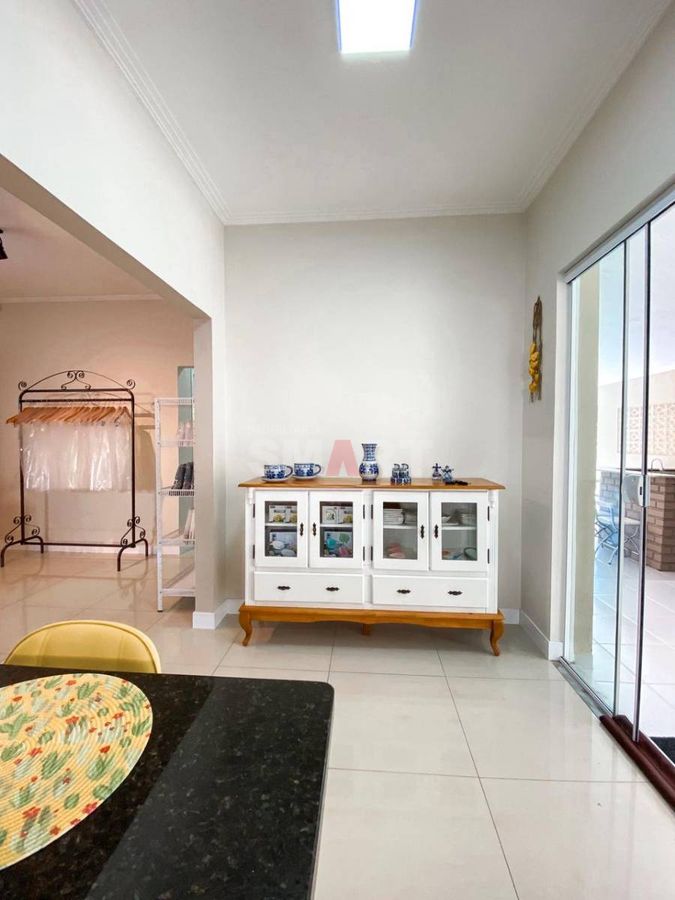 Casa à Venda no Amizade com Terreno de 396m²